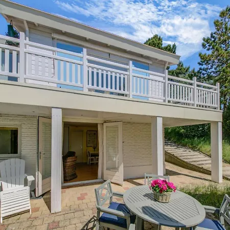 Serene In Near Northsea *