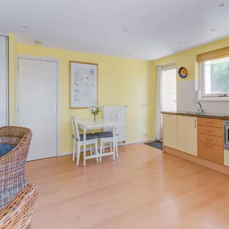 Villa Serene In Near Northsea